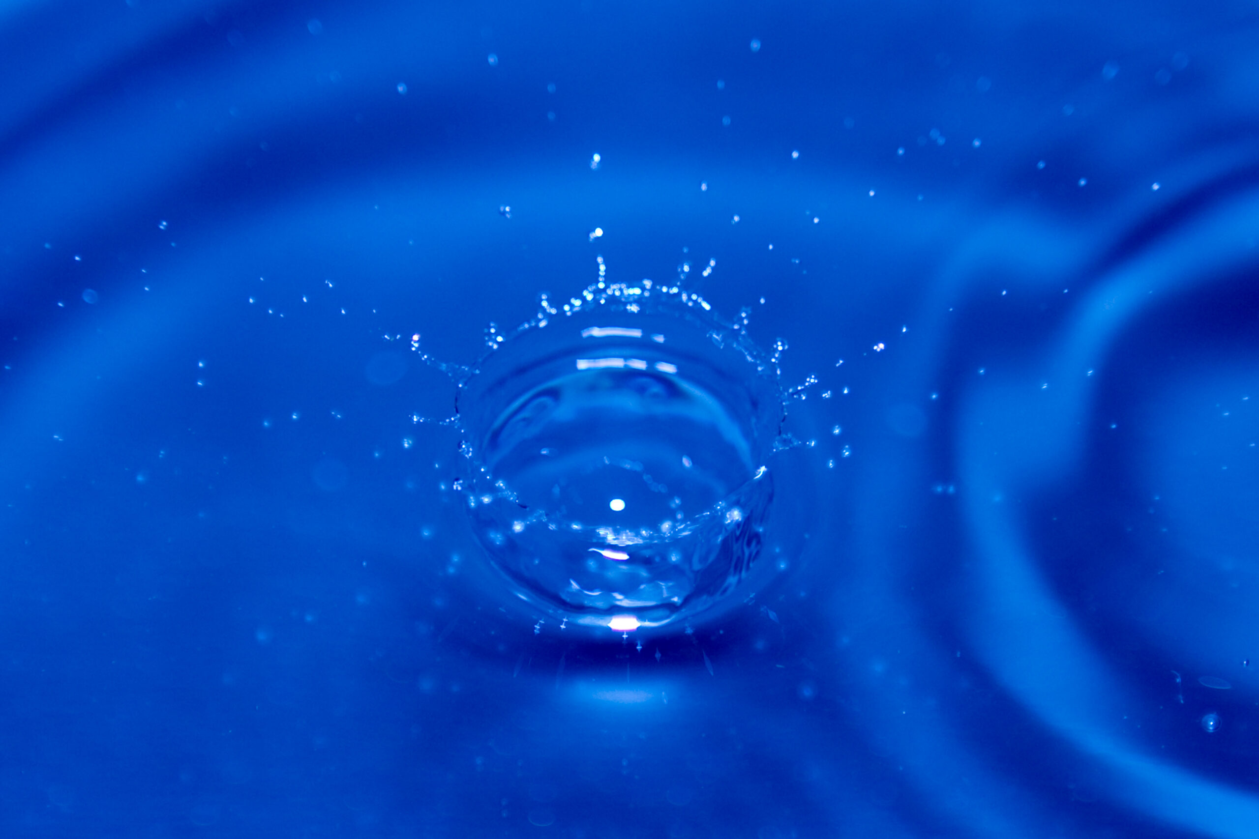 Пенсионните дружества отчетоха ръст