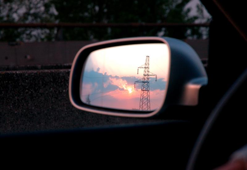 Стикерите си отиват