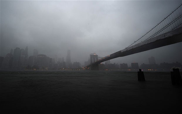 Щетите от урагана Айрин може би ще достигнат 7 млрд. долара