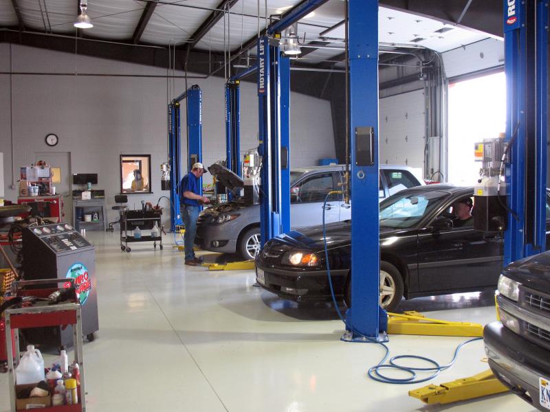 Годишните технически прегледи ще струват повече през 2012 г.