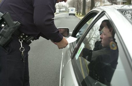 Пътните полицаи ще препитват шофьорите