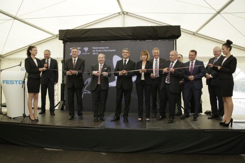 Германци правят птици – роботи в София